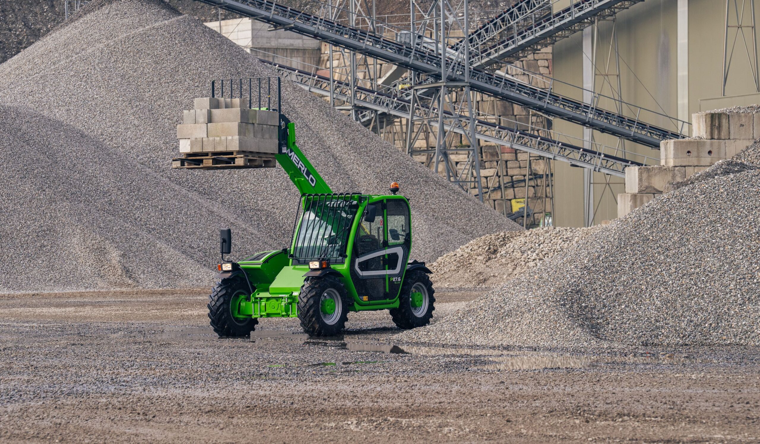 Merlo P27.6